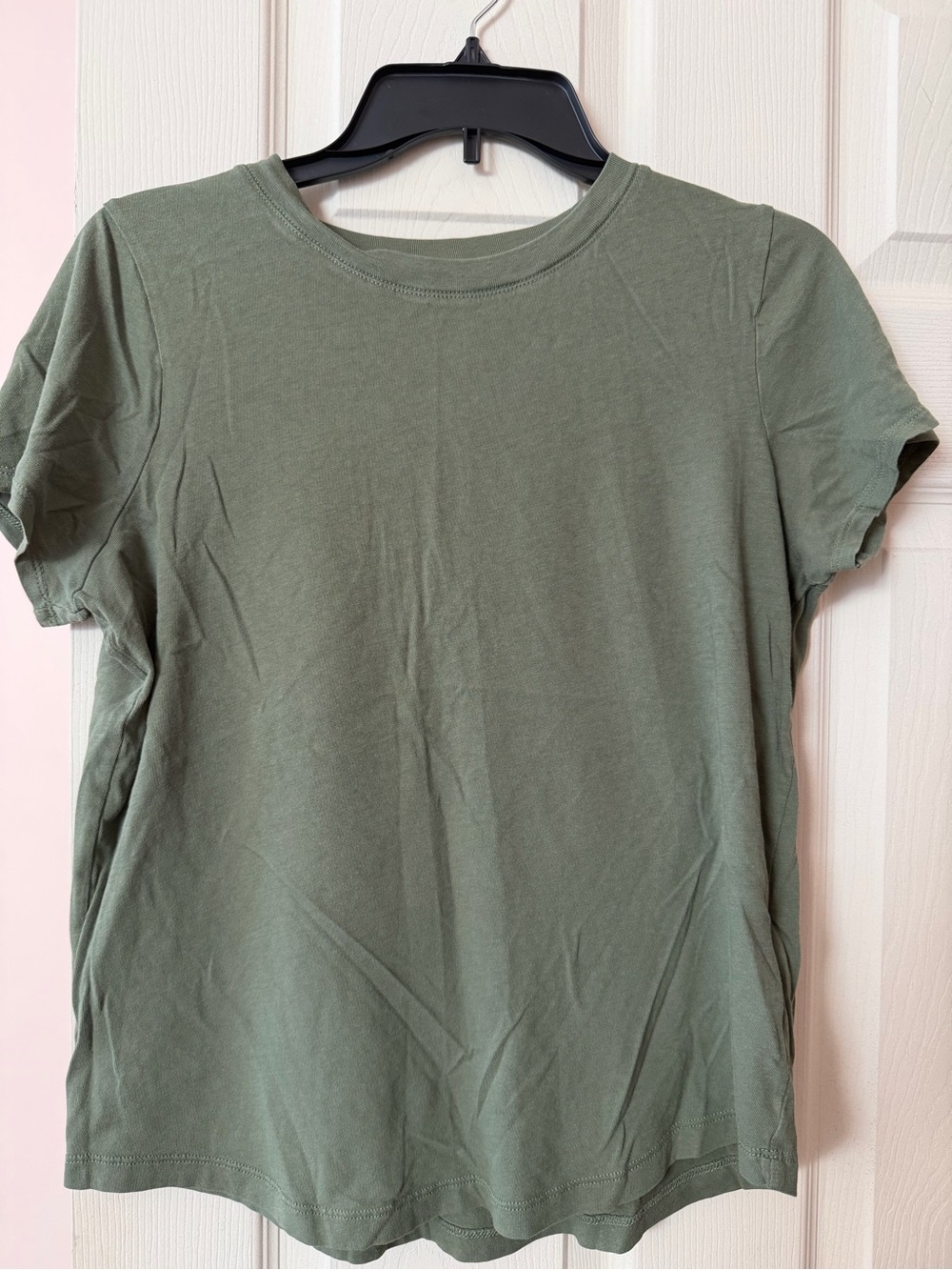 Madewell Classic Olive Green Women’s Crew Neck Tee